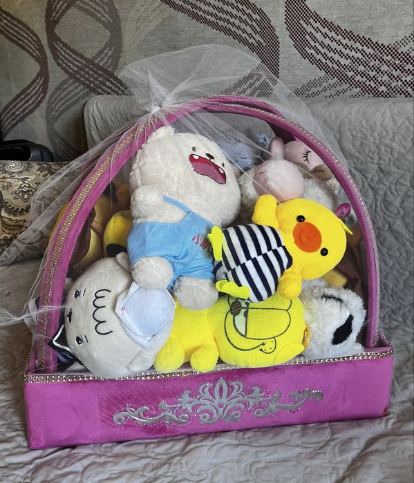 Детские игрушки за шоколадку