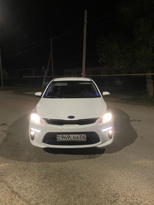Киа рио 2019.