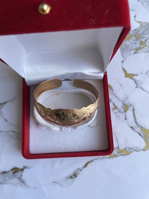 Золотой блезик 585 пробы