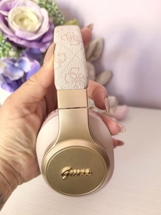 Оригинални Слушалки Guess