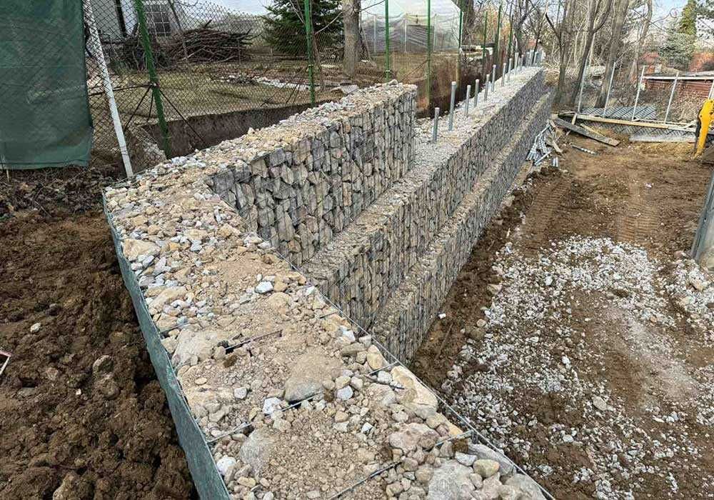 ГАБИОНИ за ПОДПОРНИ стени.. Произвеждаме ЕЛЕКТРО-ЗАВАРЕНИ Габиони