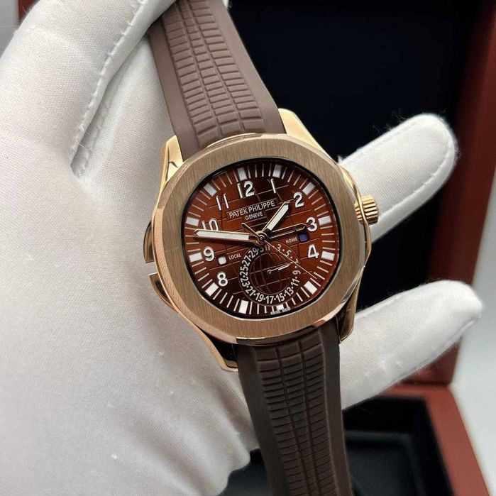 Patek Philippe Aquanaut Chronograph cu mecanism automat