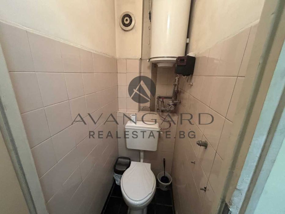 Продава се Двустаен апартамент в Пловдив, Христо Смирненски - 61 кв.м за 1951 €/кв.м - Снимка #6