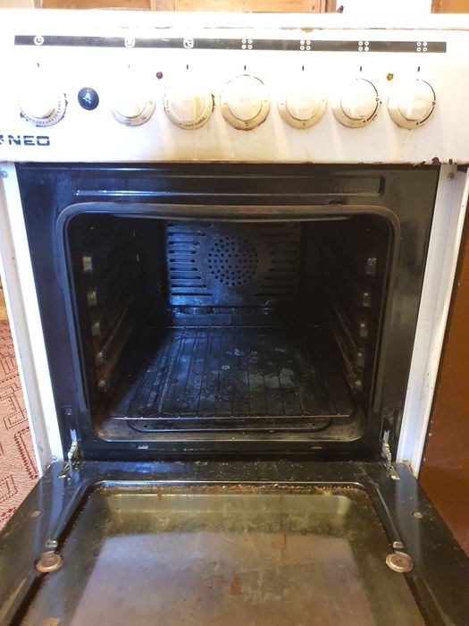 Готварска печка на газ и ток