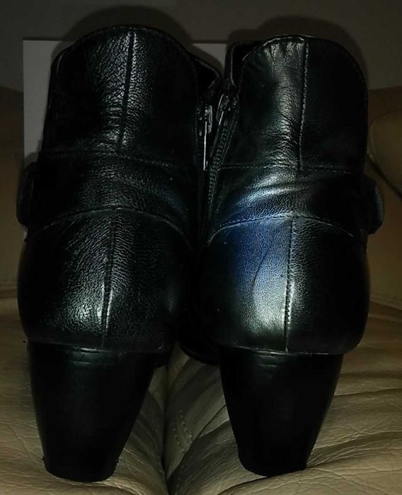 Черни дамски боти Флавия