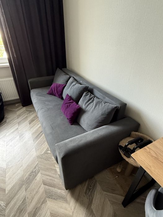 Диван раскалдной, отличное состояние