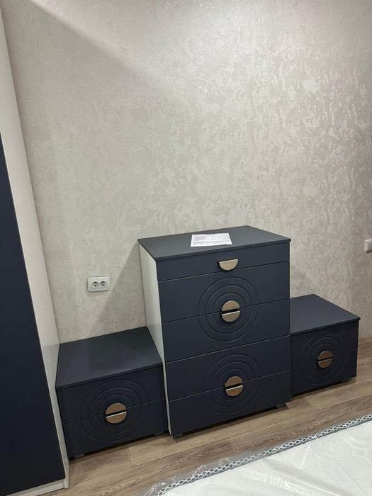 Продам спальний гарнитур