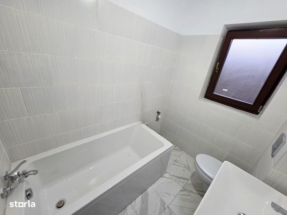 APARTAMENT 2 CAMERE DEMISOL 66mp Terasa 20mp 90.390 Euro Platou Galata