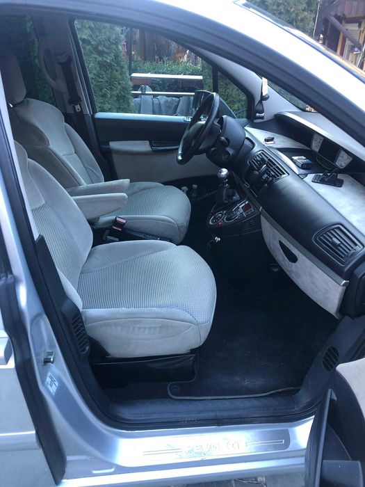 Peugeot 806 full
