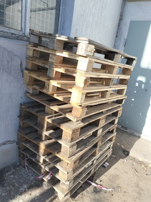 Продам поддоны недорого