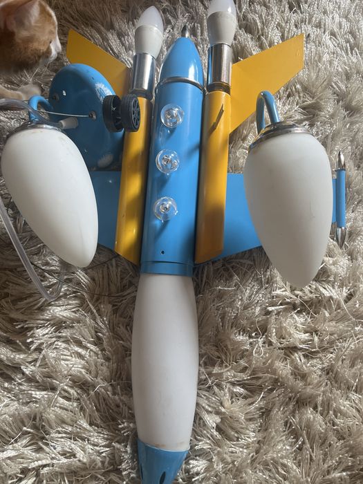 Lustra camera copii