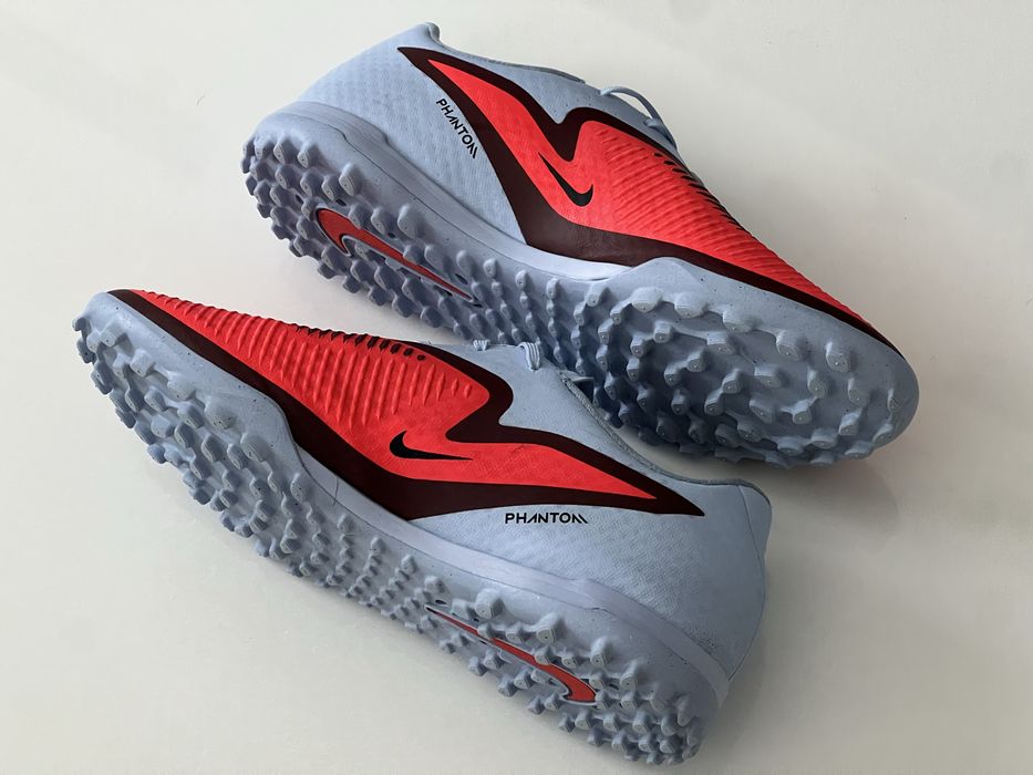 Футболни обувки Nike Phantom 6