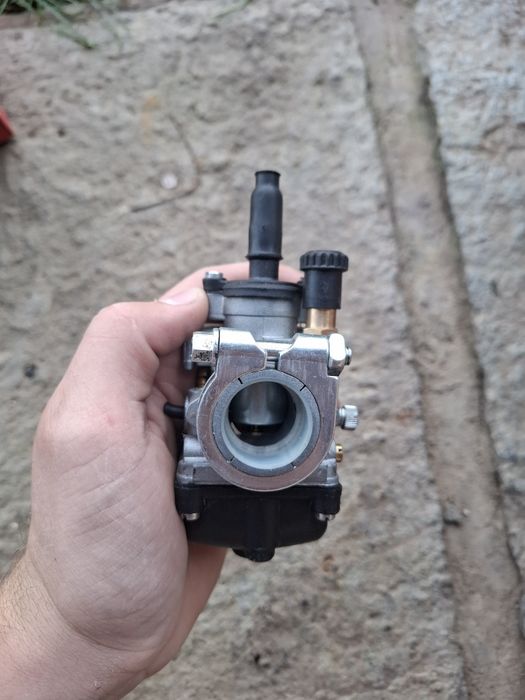 Carburator racing