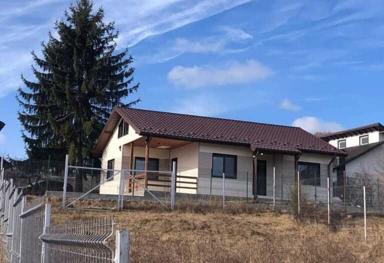 Casa Modulara, Garaje Auto si Containere din structura metalica si panou sandwich termoizolant