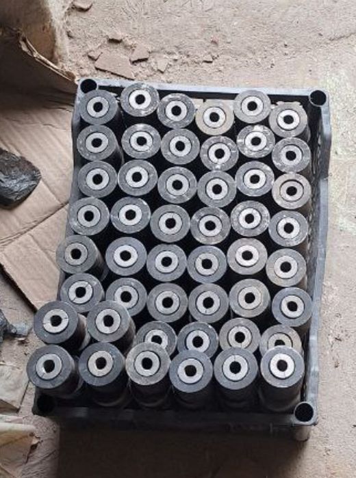 Продаётся зажим (цанги) корпус, клинья для натяжения арматуры 12/14/16