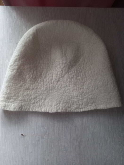 Шапки банные из шерсти