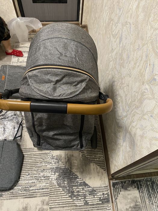 Holati juda yaxshi, ozoda ishlatilgan bolalar aravachasi
