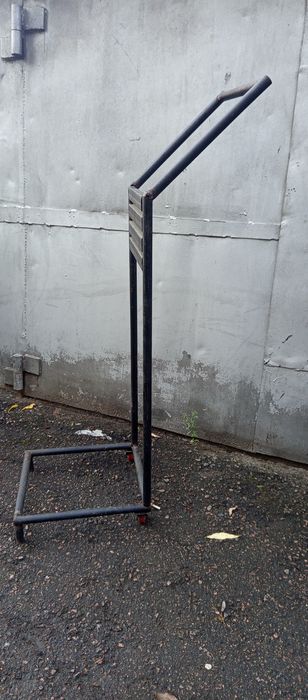 Продам стойку под лодочный мотор