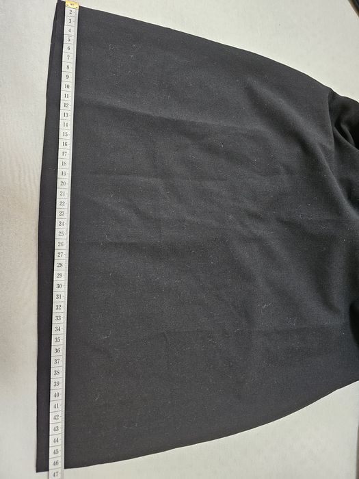 Черна прилепнала рокля