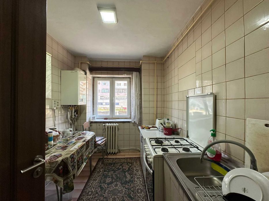 vand apartament 2 camere