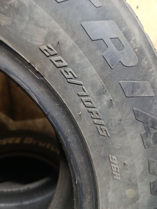 Продам б/у резину r15