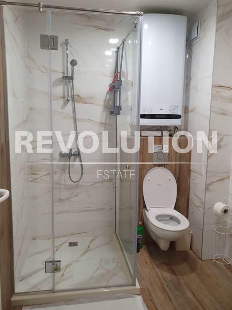 Дава се под наем Двустаен апартамент в Варна, Победа - 70 кв.м за 648.21 € - Снимка #4