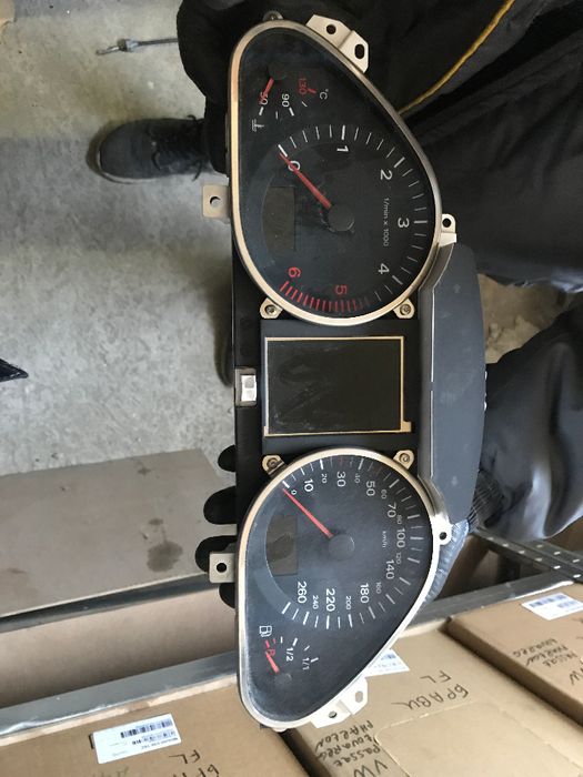 цветен километраж ауди а6