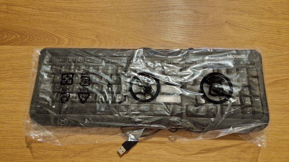 Tastatură și mouse Microsoft
