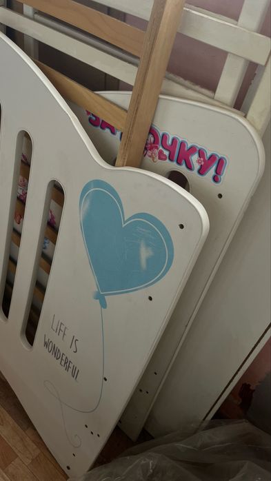 Продается кроватка