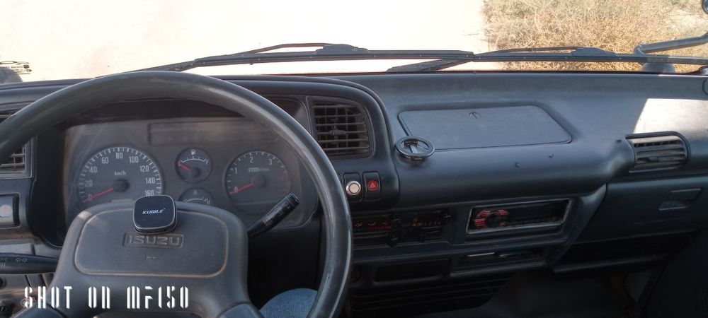 Isuzu 2.5t sotiladi
