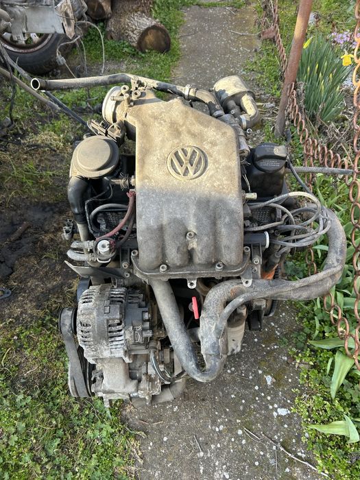 Голф 3 1.6  101 коня на части