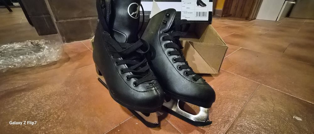 Patine gheata masura 33