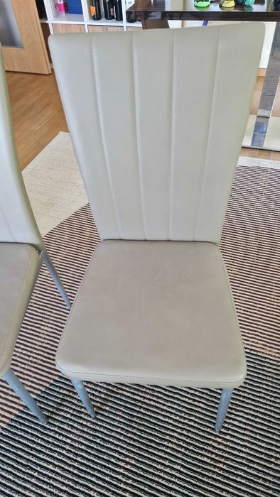 Маса дъб сонома с Четири стола, кожа беж и сребристо