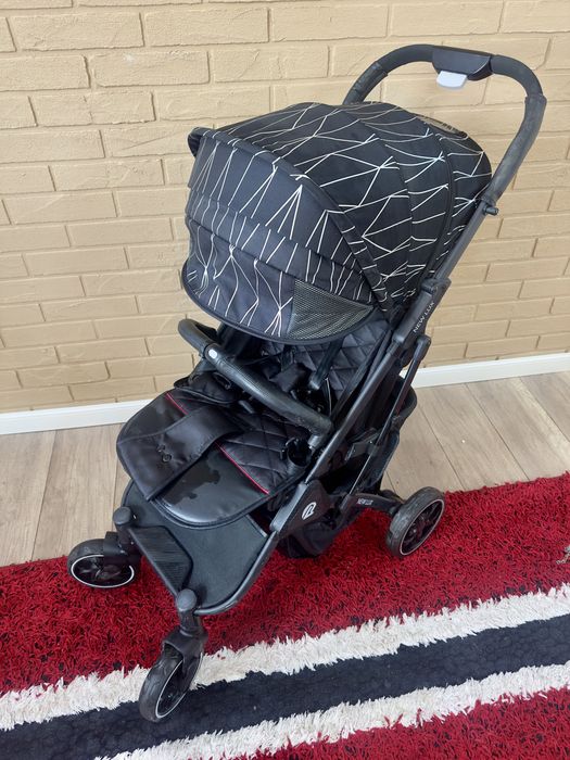 Детская коляска өте жақсы жағдайда