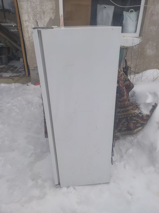 Продам холодильник