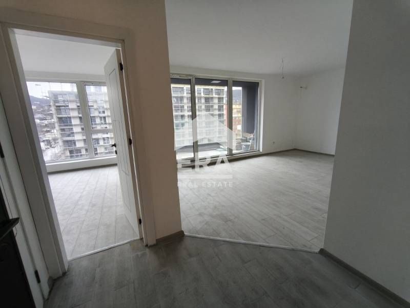 Продава се Двустаен апартамент в Варна, Левски - 69 кв.м за 1299 €/кв.м - Снимка #6