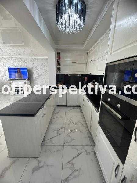 Продава се Многостаен апартамент в Пловдив, Остромила - 179 кв.м за 1665 €/кв.м - Снимка #5