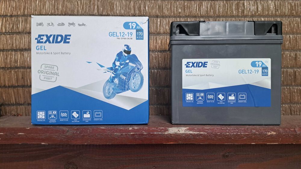 Baterie motocicleta 12 v 19 Ah in garantie