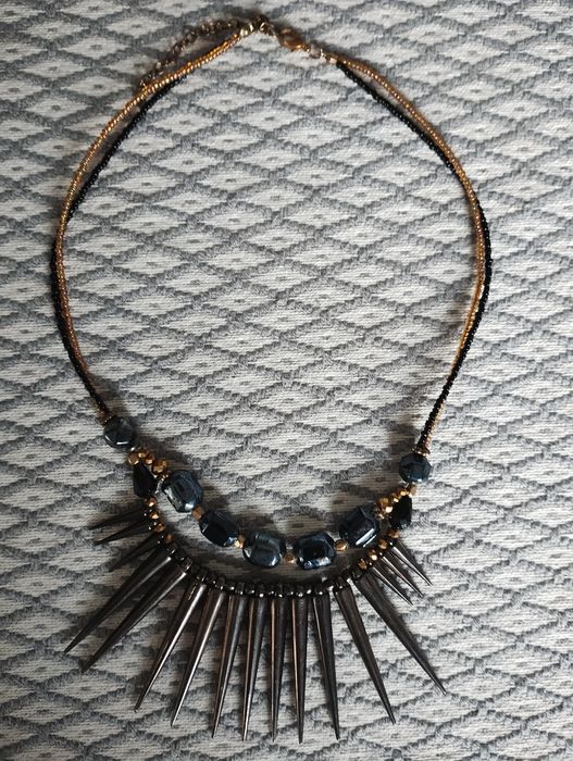 Colier frumos de la .Zara