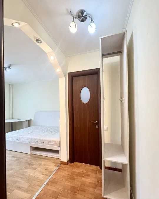Apartament 3 camere, Rahova, stradal cu vedere spate, izolat termic