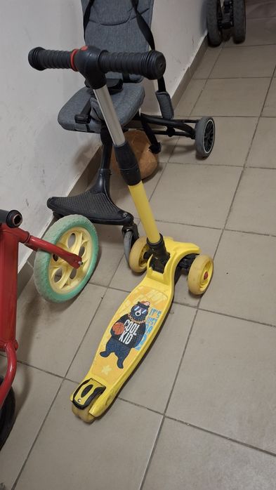Продам коляску, самокат, беговел