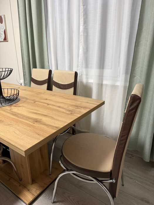 Кухненски столове 6 бр.