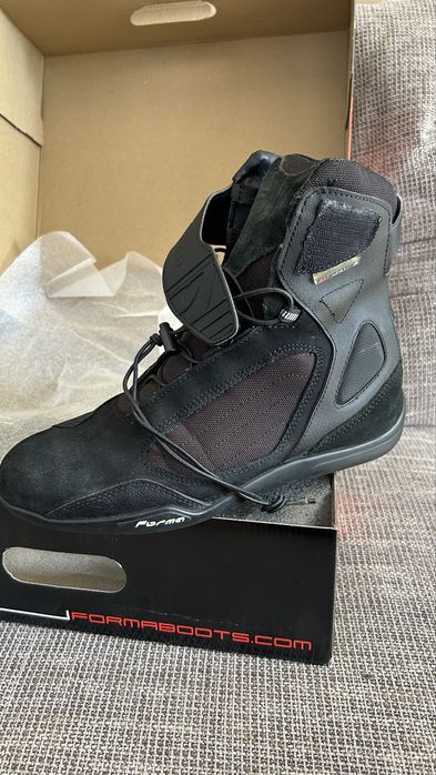 Vand incaltaminte moto Forma Boots