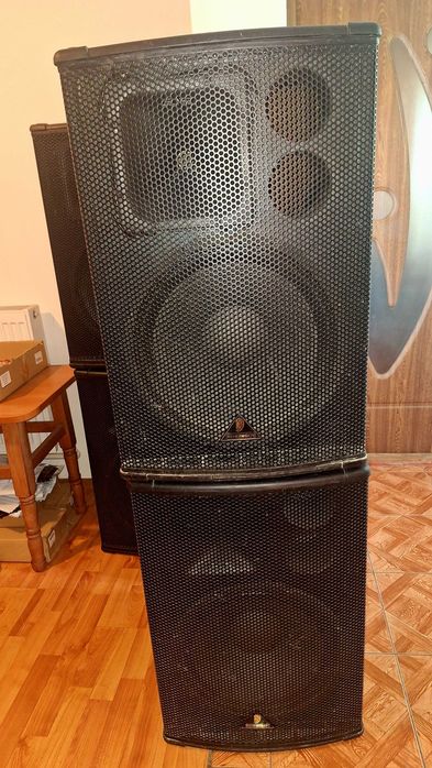 Vand boxe Behringer B 1520 Pro