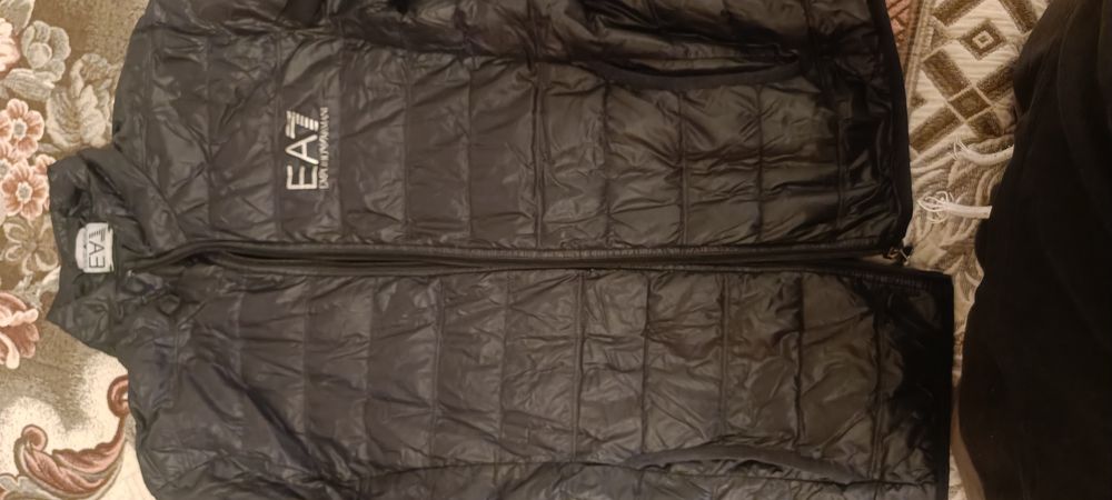 geaca emporio armani (EA7)