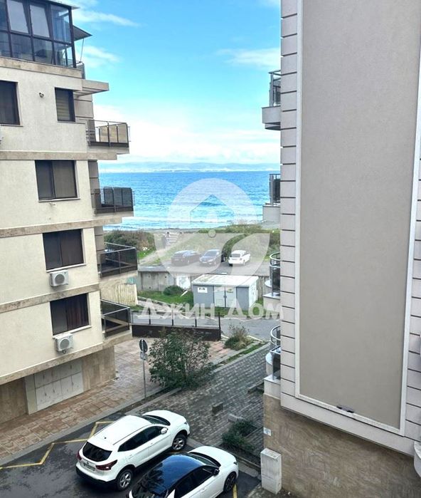 Продава се Двустаен апартамент в Поморие - 73 кв.м за 1500 €/кв.м - Снимка #8