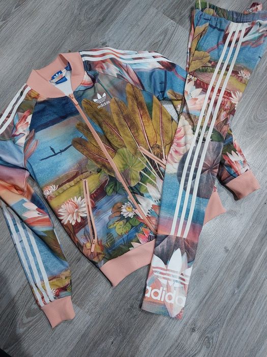 Оригинален комплект Adidas Originals лимитирана серия