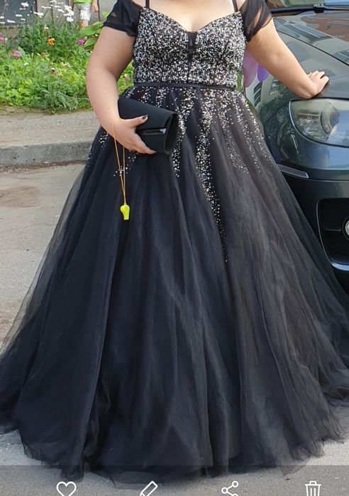 Рокля за Бал и други поводи