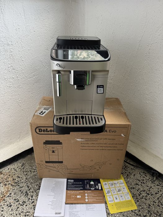 Кафеавтомат DeLonghi Magnifica Evo ECAM292.33.SB, Автоматична Кафемашина 1450W, 15 бара!