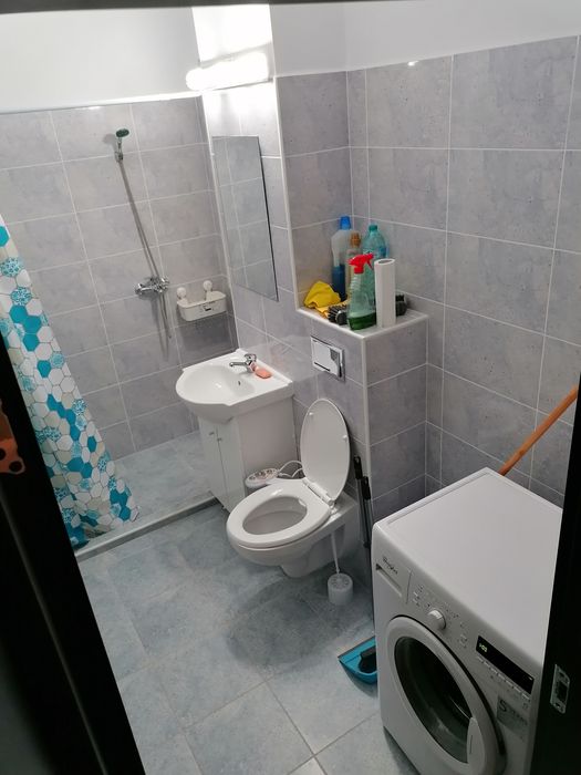 inchiriez apartament decomandat Subcetate Sanpetru